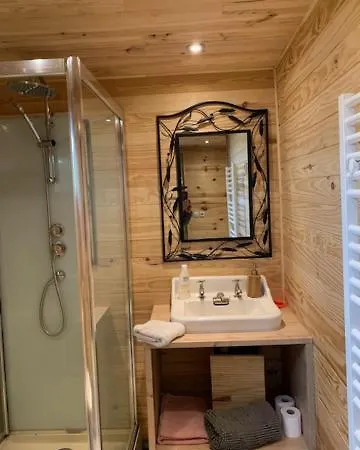 Cabane Bambou Huriel Exterior photo